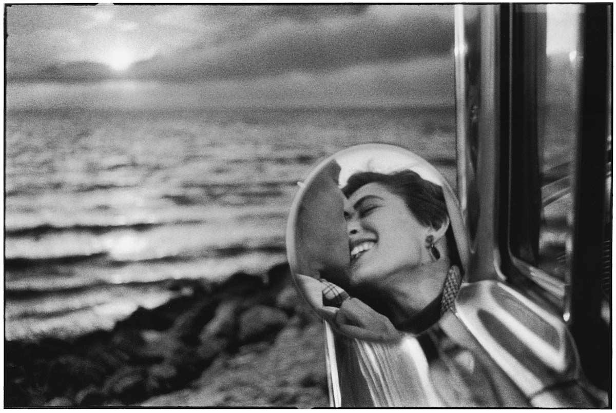 Elliott Erwitt, USA, Santa Monica, CA, 1955