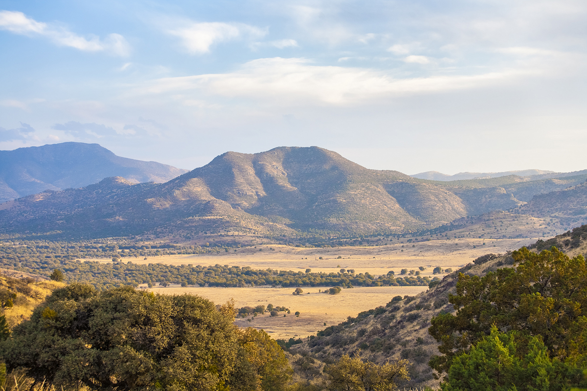 Kenny Braun, Davis Mountains, 2006, Catherine Couturier Gallery