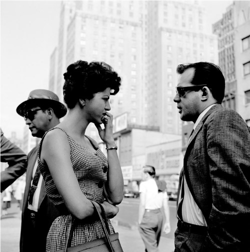 Vivian Maier, Man and Woman Talking, 1959